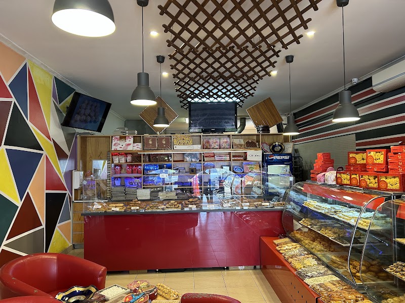 Honey Pastry Melbourne (شیرینی سرای عسل ملبورن)