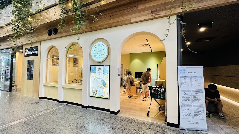 Teddy Bakery Burwood Brickworks