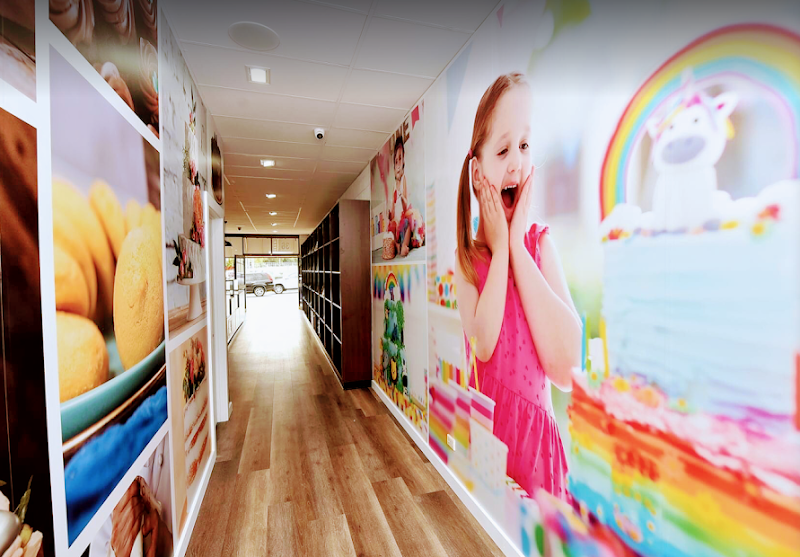 Isher Eggless Bakers