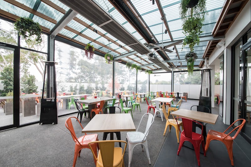 Castello's Croydon Hotel