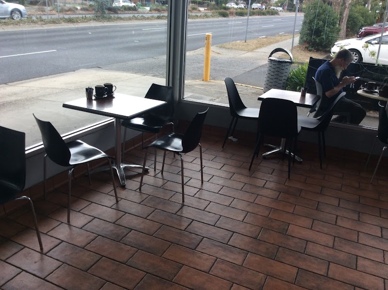 Allans Bakery & Cakes