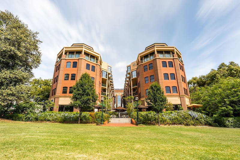 Amora Hotel Riverwalk Melbourne