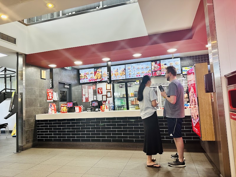 KFC Oakleigh