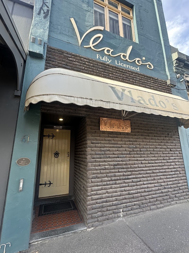 Vlado's Charcoal Grill